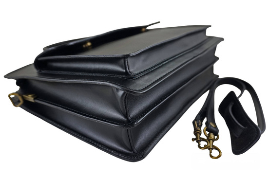 Damska teczka aktówka A4 - Czarna 