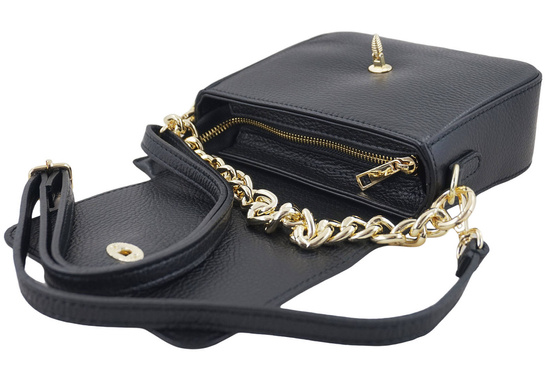 Modna torebka skórzana ze złotym łańcuszkiem - Czarna 