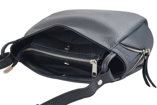 Klasyczna listonoszka skórzana - Czarna