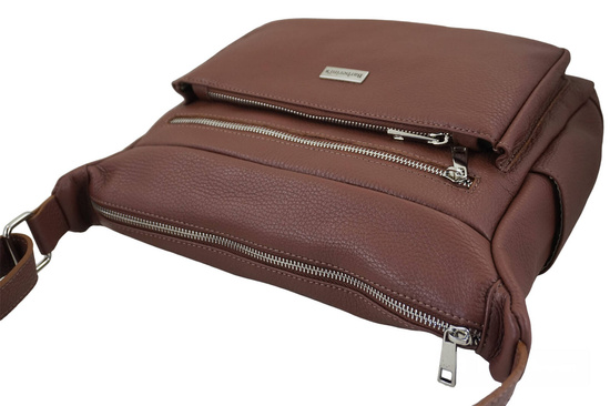 Codzienna i praktyczna torebka na ramię - Brązowa 