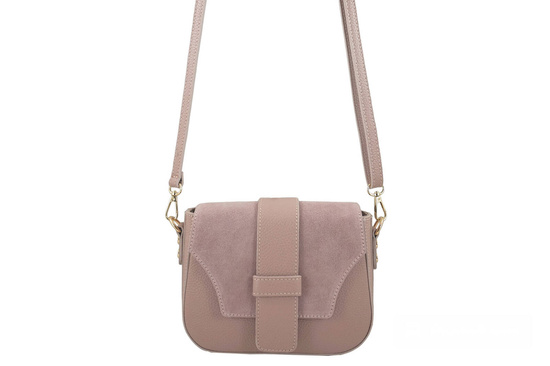 Torebka listonoszka z zamszową klapą - Różowa pudrowa 