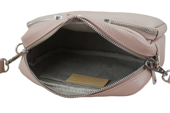 Torebka damska z ozdobnym paskiem - Różowa pudrowa