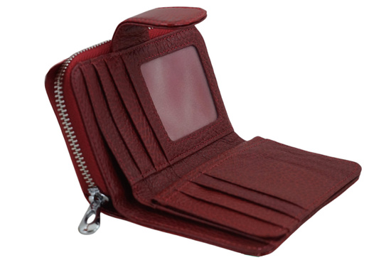 Ekskluzywny portfel damski lakierowany - Czerwony