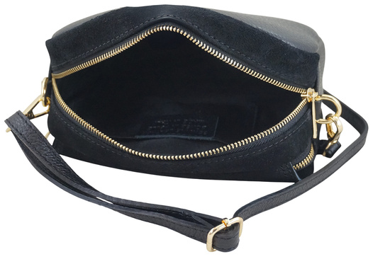 Mała zamszowa listonoszka ze złotym zapięciem - Czarna 