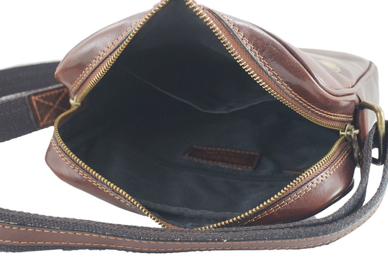 Męska torba CASUAL z regulowanym paskiem - Czarna