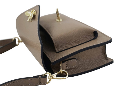 Beżowa ciemna torebka wizytowa skórzana